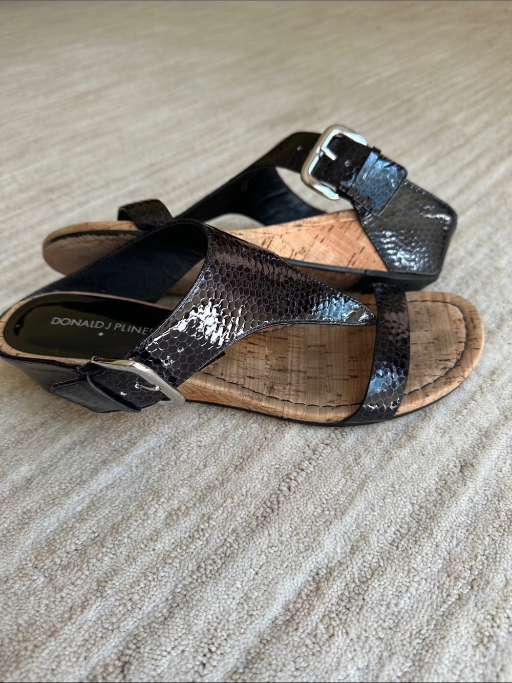 Donald J Pliner Doli Leather Buckle Cork Wedge Sandals Shoes Black Patent 9.5